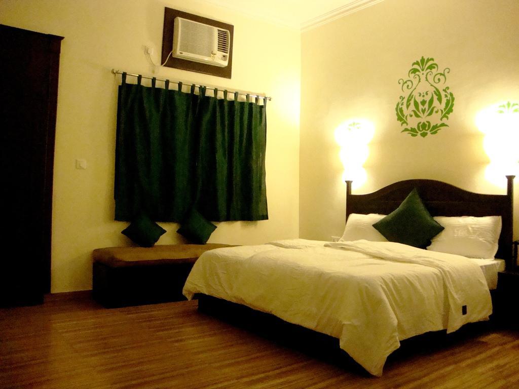 La Casa Hotel Haridwār Екстериор снимка