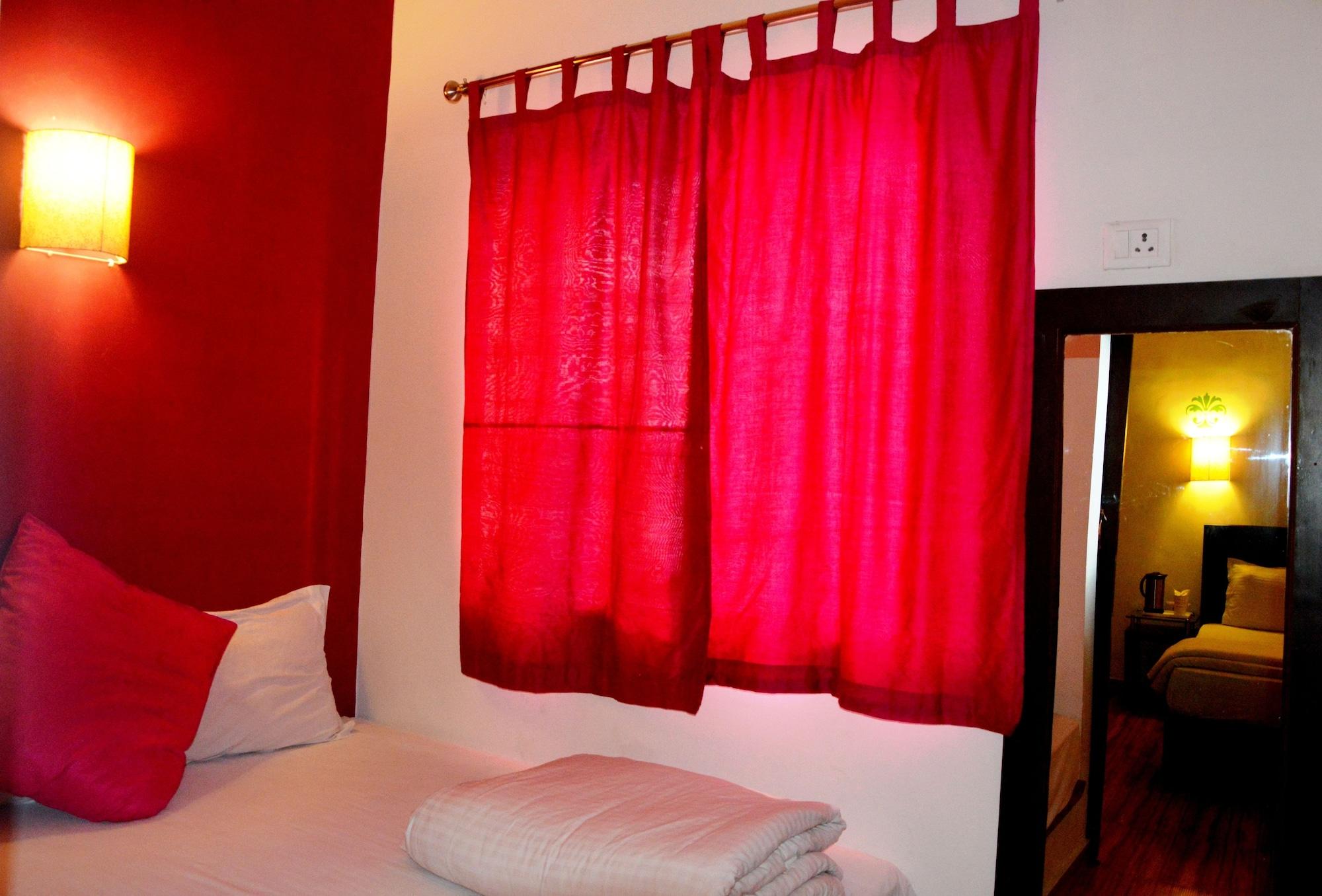 La Casa Hotel Haridwār Екстериор снимка