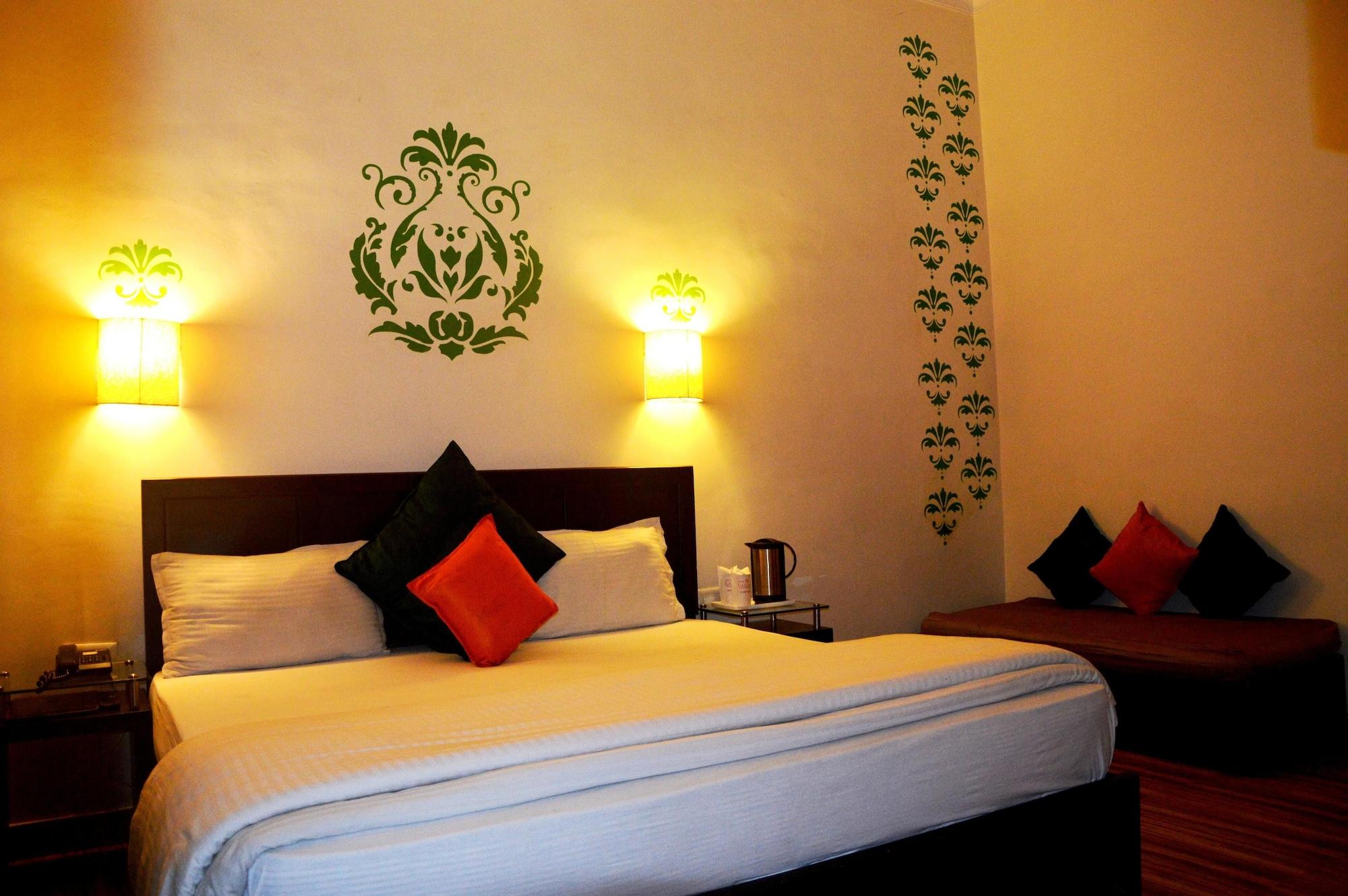 La Casa Hotel Haridwār Екстериор снимка