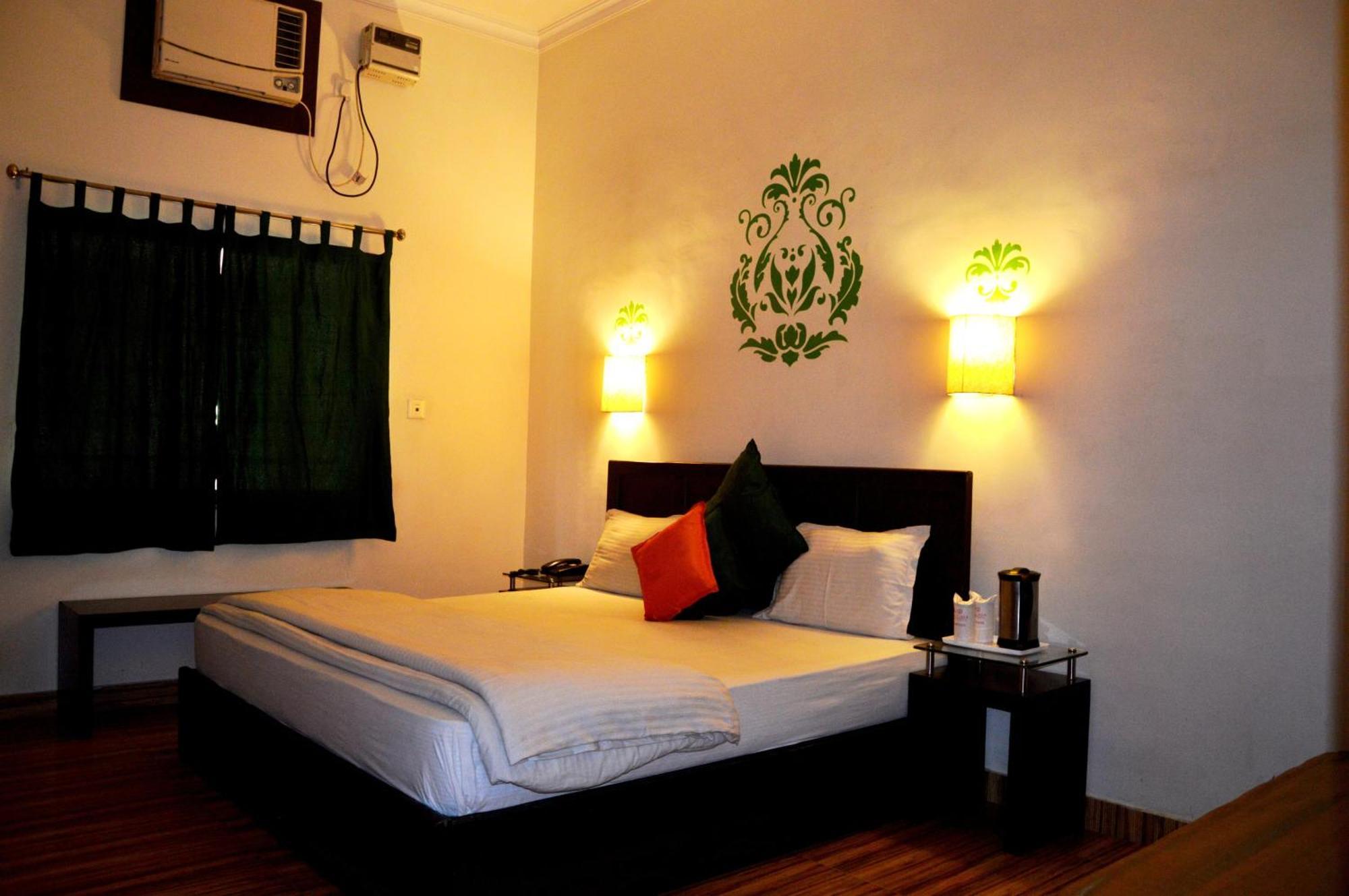 La Casa Hotel Haridwār Екстериор снимка