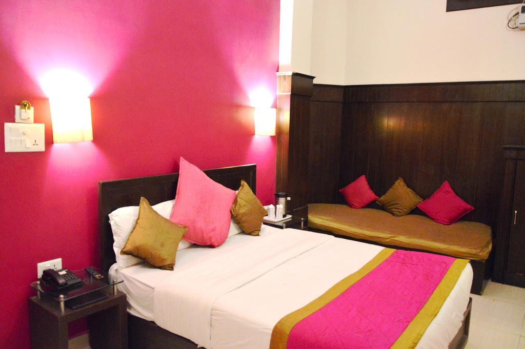 La Casa Hotel Haridwār Екстериор снимка