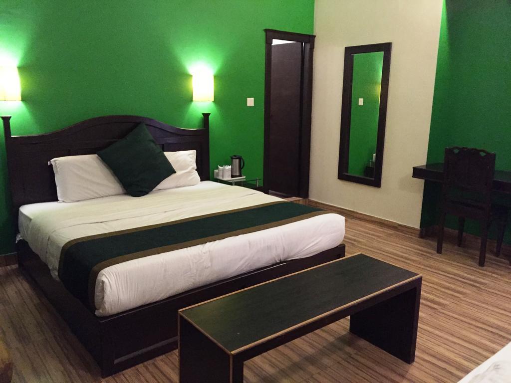 La Casa Hotel Haridwār Екстериор снимка