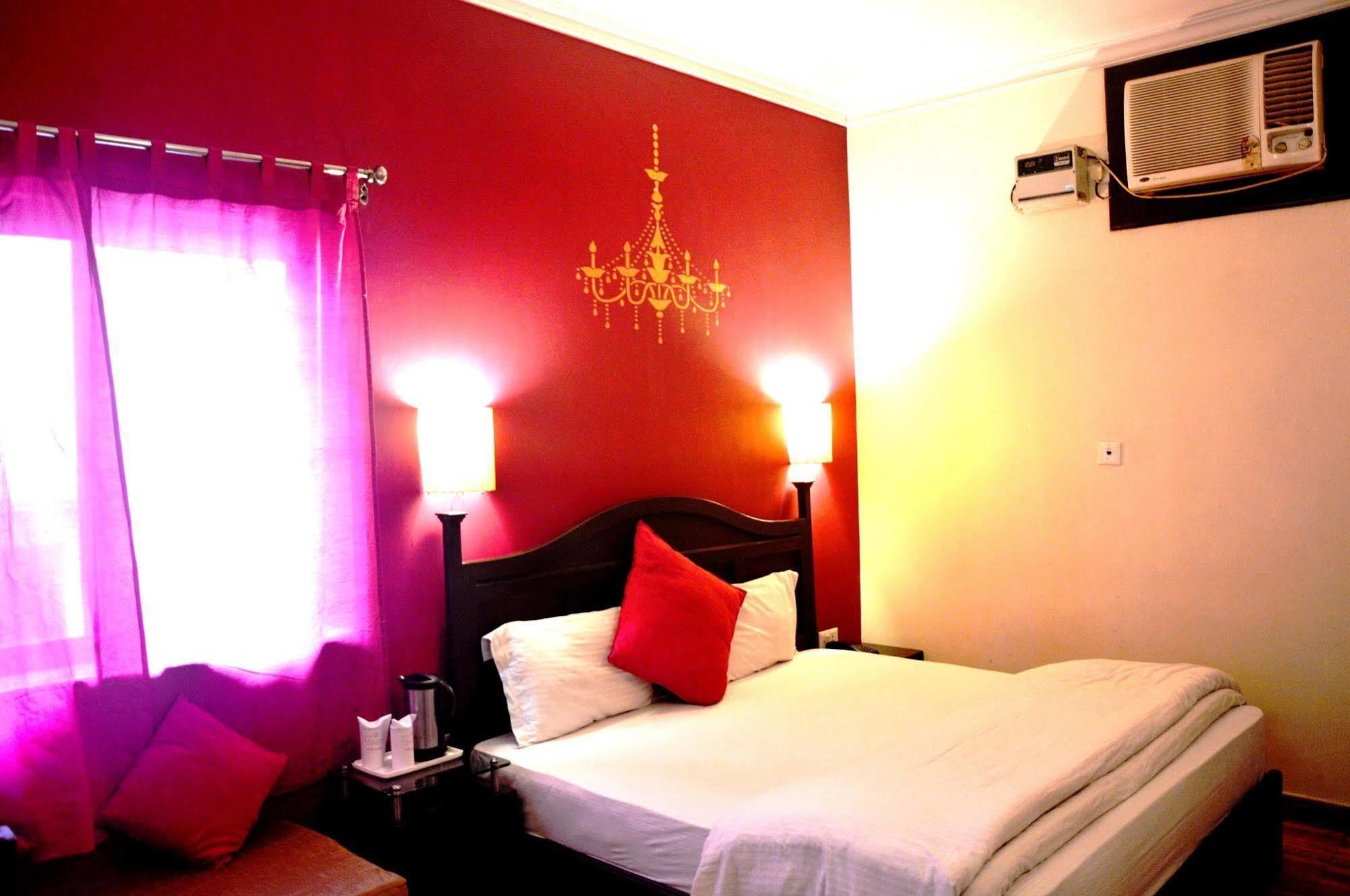 La Casa Hotel Haridwār Екстериор снимка